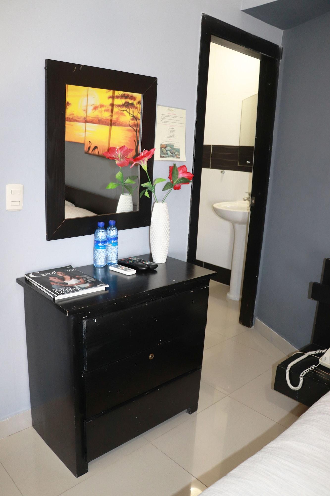 סנטו דומינגו Hotel Merey מראה חיצוני תמונה