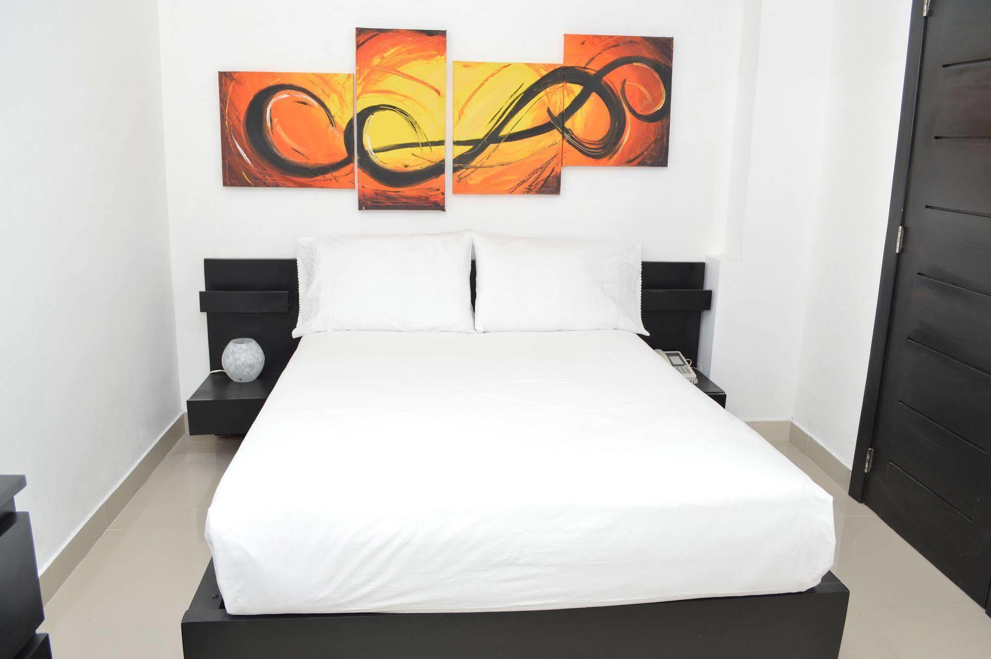 סנטו דומינגו Hotel Merey מראה חיצוני תמונה